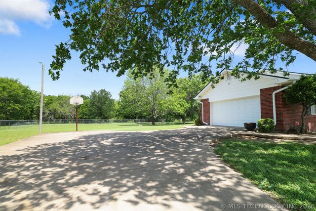 5181 State Road 70 E, Durant, OK 74701