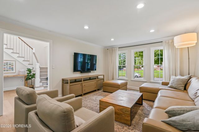 57 Redfield Road, Lincroft, NJ 07738