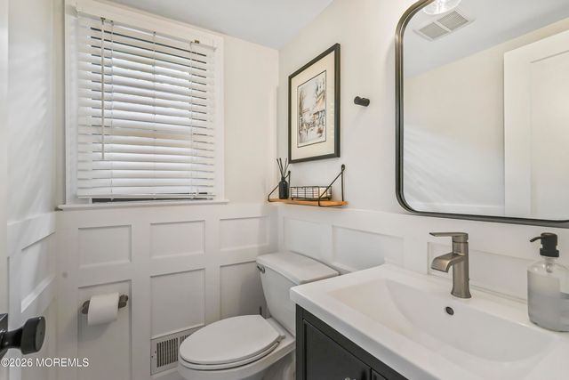 57 Redfield Road, Lincroft, NJ 07738