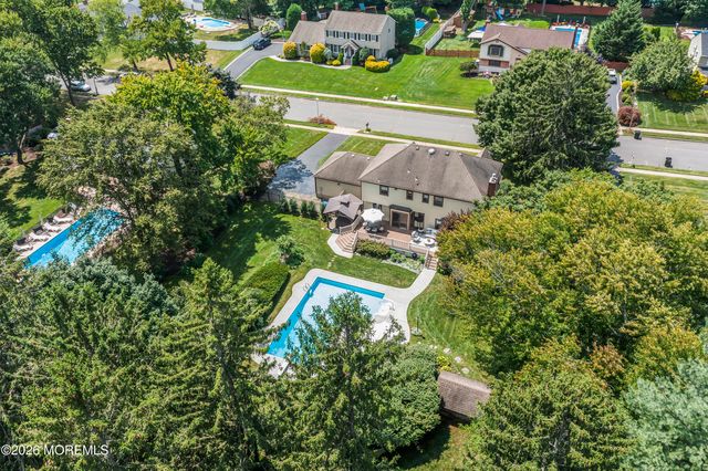 57 Redfield Road, Lincroft, NJ 07738