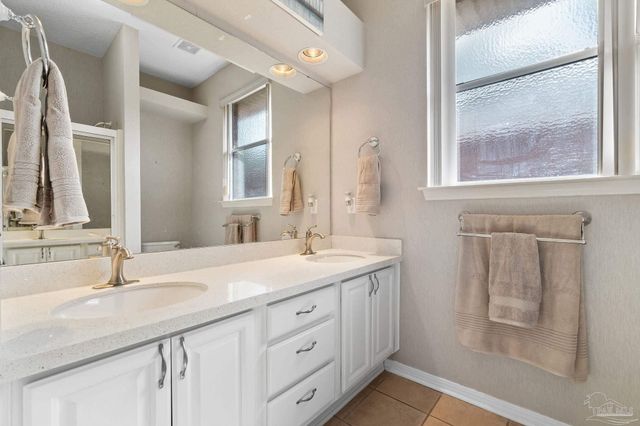 8432 Millstream Dr, Pensacola, FL 32514