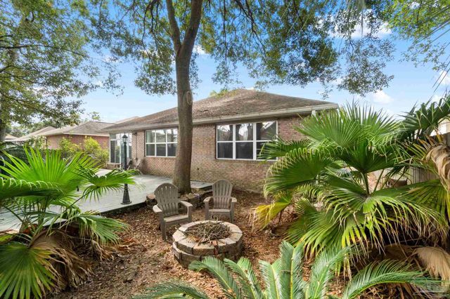 8432 Millstream Dr, Pensacola, FL 32514