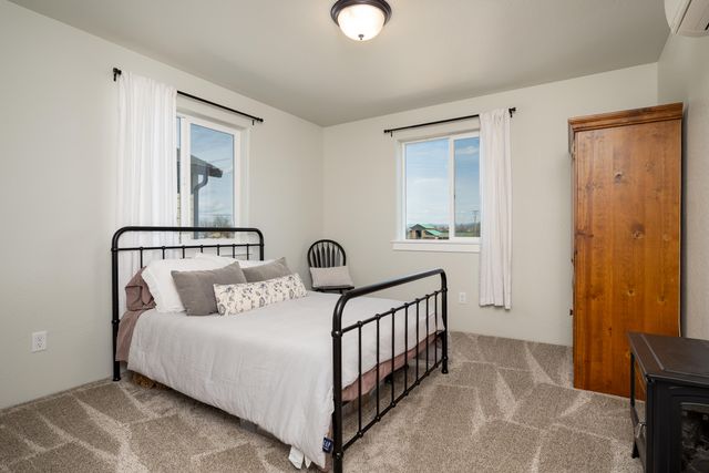 1153 Annalise Street, Central Point, OR 97502