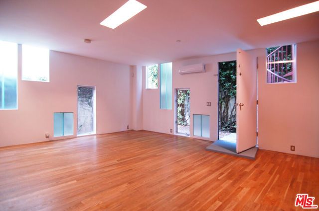 116 Pacific Avenue, Venice (los Angeles), CA 90291