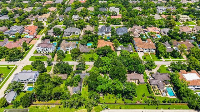 5117 Valerie Street, Bellaire, TX 77401