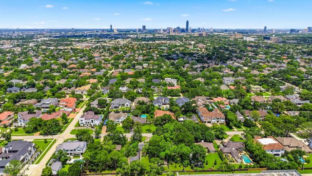 5117 Valerie Street, Bellaire, TX 77401