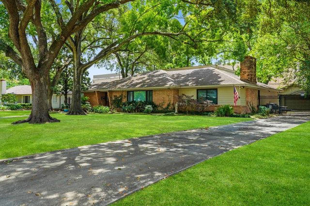 5117 Valerie Street, Bellaire, TX 77401