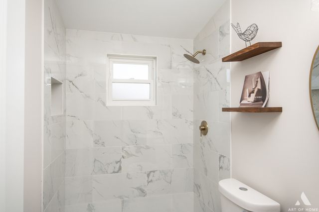 11334 S Nashville Avenue, Worth, IL 60482