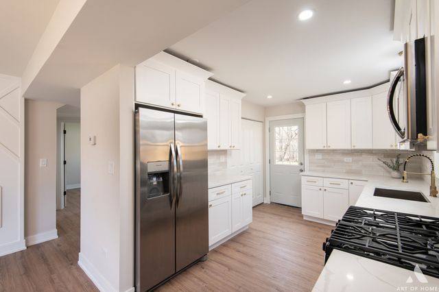 11334 S Nashville Avenue, Worth, IL 60482