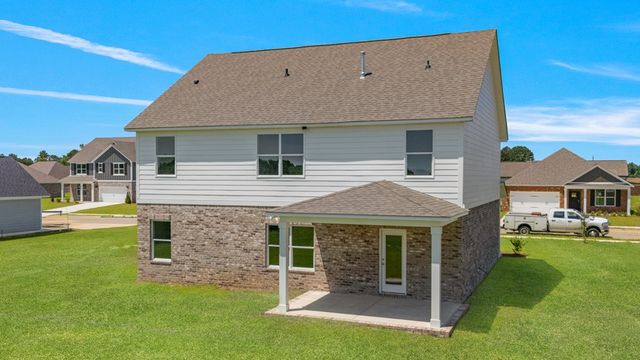 106 Creekridge Street, Headland, AL 36345