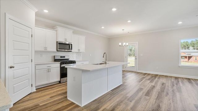 106 Creekridge Street, Headland, AL 36345