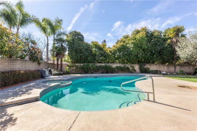 628 Charleston, Claremont, CA 91711