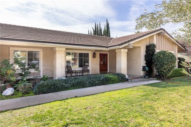 628 Charleston, Claremont, CA 91711