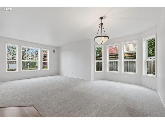 16860 Sw BLACKBERRY Ln, Beaverton, OR 97007