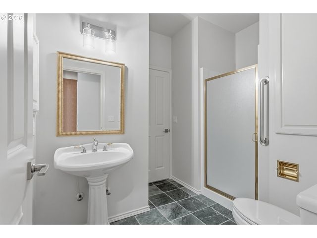 16860 Sw BLACKBERRY Ln, Beaverton, OR 97007