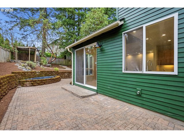 16860 Sw BLACKBERRY Ln, Beaverton, OR 97007