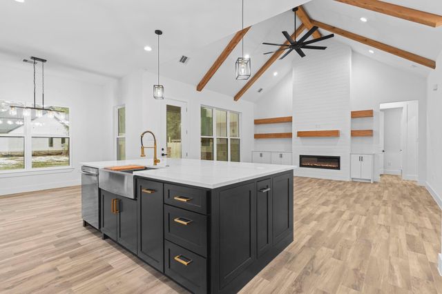 2806 Da Vince St, New Caney, TX 77357