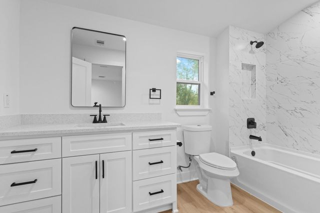 2806 Da Vince St, New Caney, TX 77357