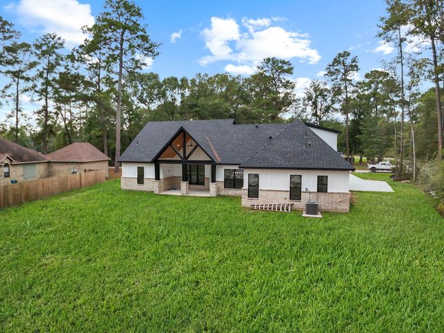 2806 Da Vince St, New Caney, TX 77357