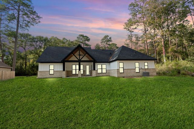 2806 Da Vince St, New Caney, TX 77357