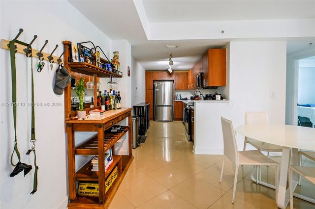 7501 E Treasure Drive 1H, North Bay Village, FL 33141