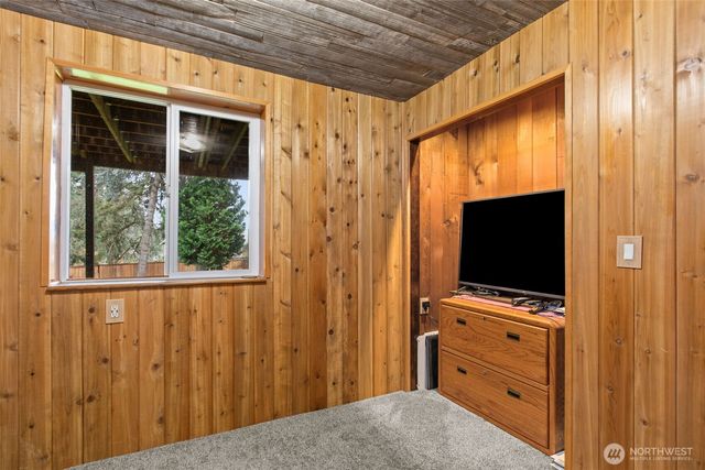 4901 66th Avenue W, University Place, WA 98467