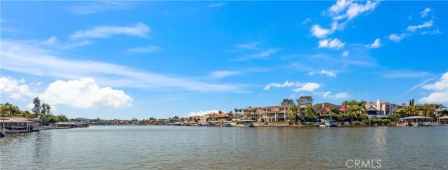 23316 Gray Fox, Canyon Lake, CA 92587