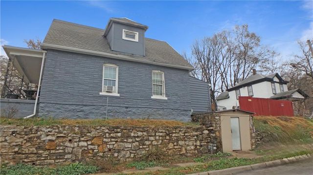 3501 E 26th Street, Kansas City, MO 64127