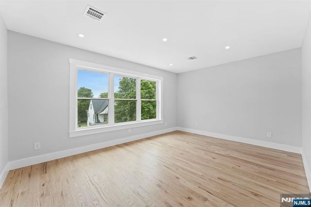 132 N 17th, East Orange, NJ 07017