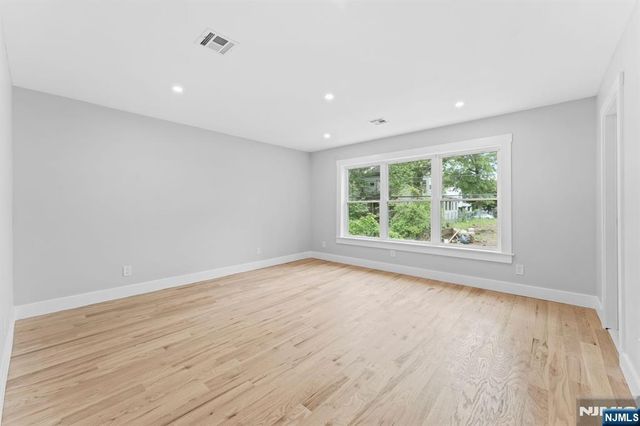 132 N 17th, East Orange, NJ 07017