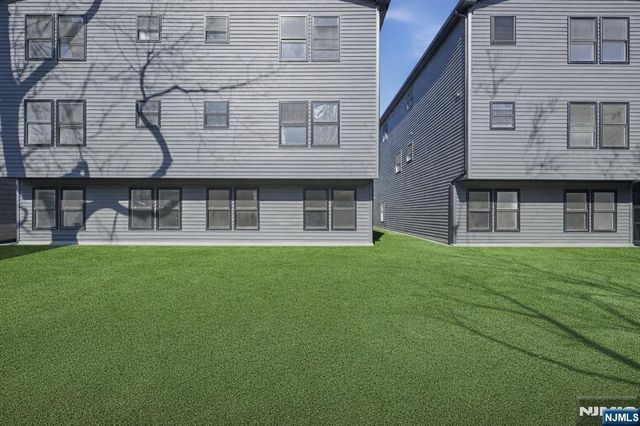 132 N 17th, East Orange, NJ 07017