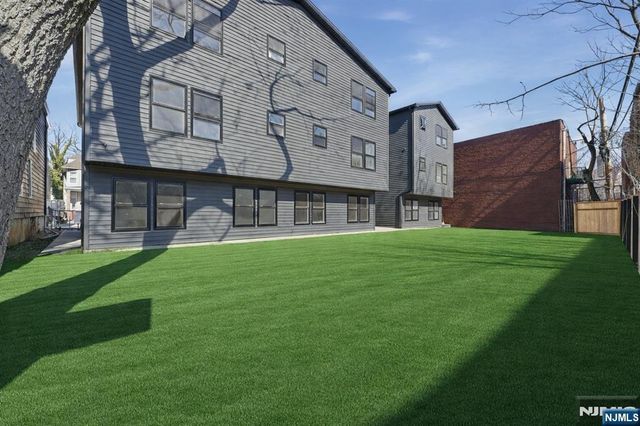 132 N 17th, East Orange, NJ 07017