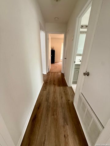 7708 Brunning, Live Oak, TX 78233