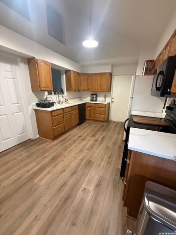 7708 Brunning, Live Oak, TX 78233