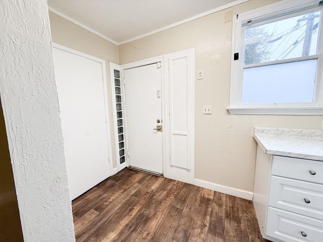 717 9th St, Marysville, CA 95901