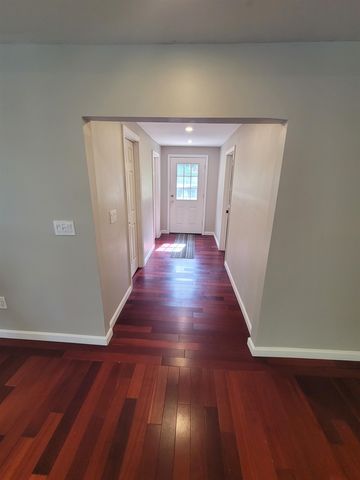 580 Lower Bay Road, Sanbornton, NH 03269