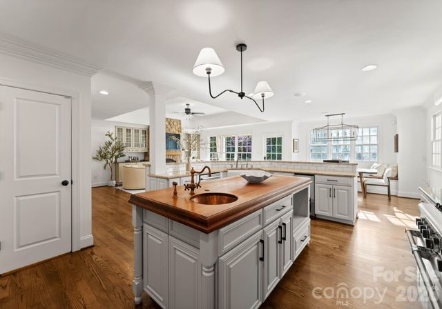 1850 Maryland Avenue, Charlotte, NC 28209