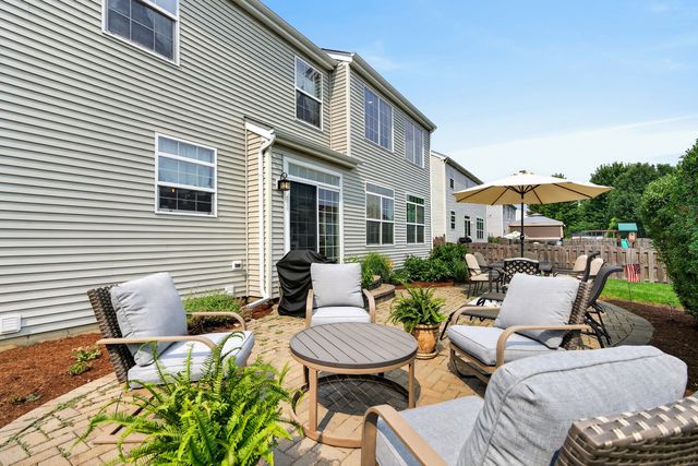 10761 Allegheny Pass, Huntley, IL 60142