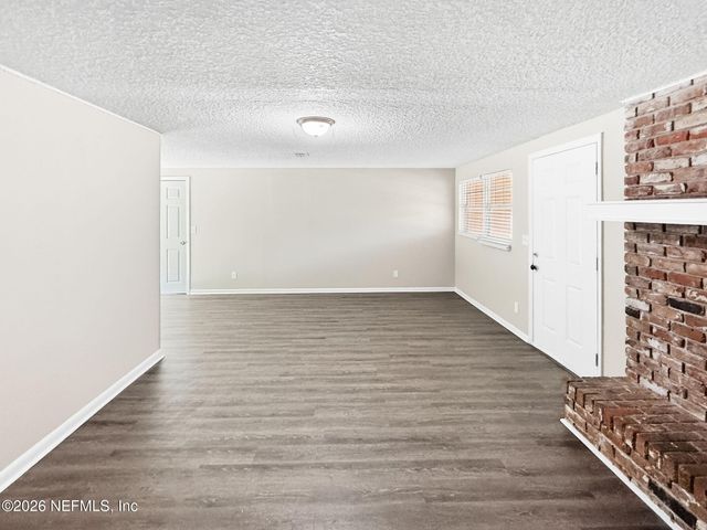 2633 TULSA Road N, Jacksonville, FL 32218