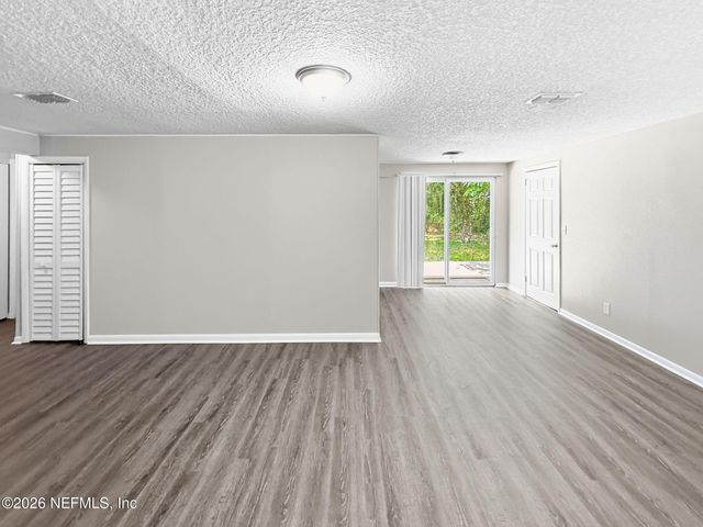 2633 TULSA Road N, Jacksonville, FL 32218
