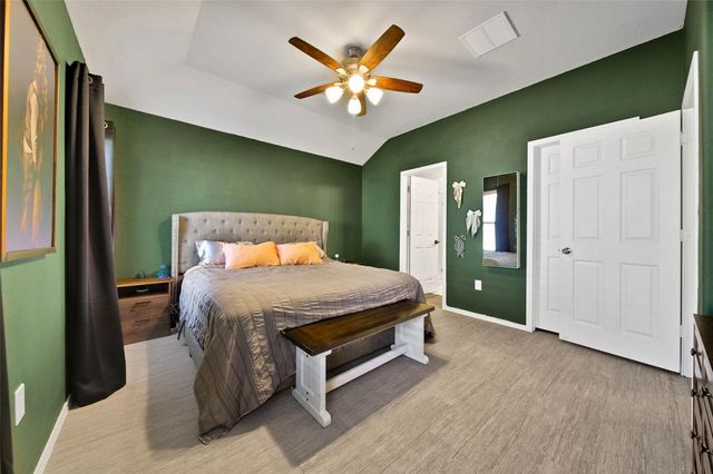 10021 Spring Creek Road, Cleveland, TX 77327