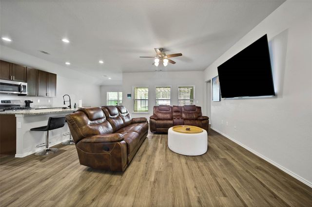 10021 Spring Creek Road, Cleveland, TX 77327