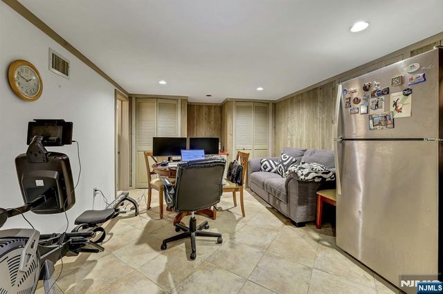 167 Paterson Avenue, Hasbrouck Heights, NJ 07604