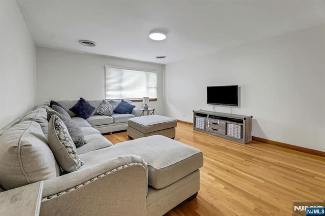 167 Paterson Avenue, Hasbrouck Heights, NJ 07604