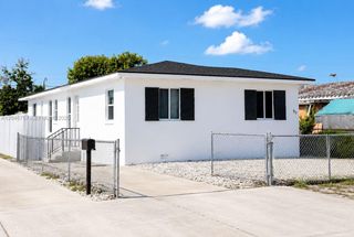59 E 10th St 1, Hialeah, FL 33010