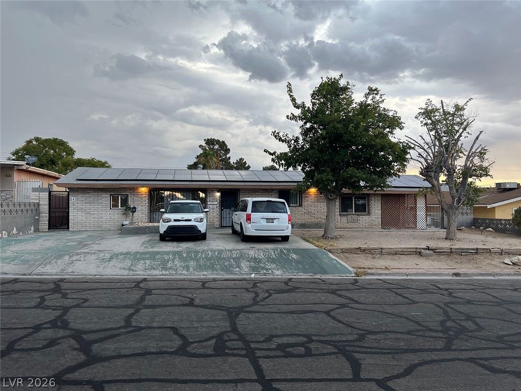 1801 Elm Avenue, Las Vegas, NV 89101 — exterior