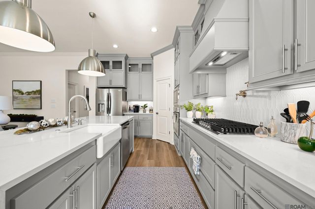 35201 Cane Market Rd, Denham Springs, LA 70706