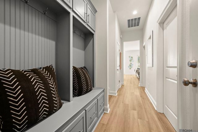 35201 Cane Market Rd, Denham Springs, LA 70706