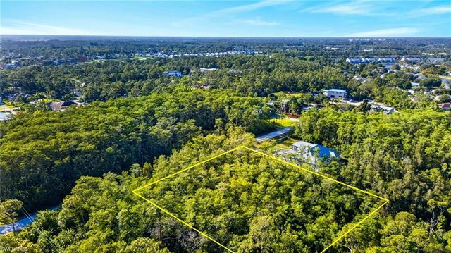 25504 Busy Bee DR, Bonita Springs, FL 34135