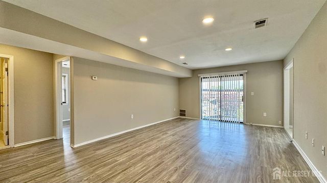1511 raspberry Court, Edison, NJ 08817
